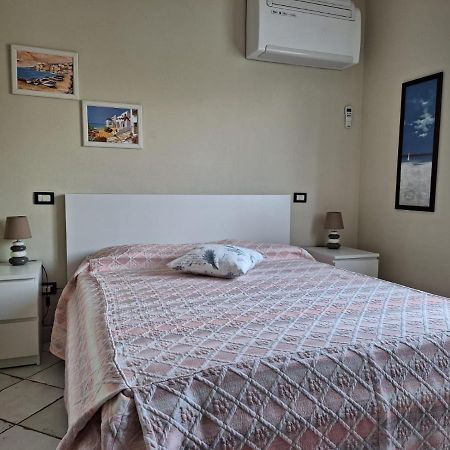 Appartamento Caletta โรซินญาโน โซลเวย์ ภายนอก รูปภาพ